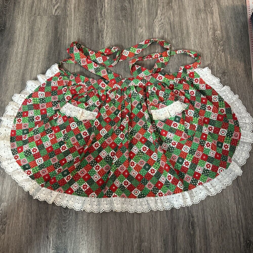 Vintage Handmade Half Apron Edged w/ Eyelet Lace Christmas Pattern/Colors